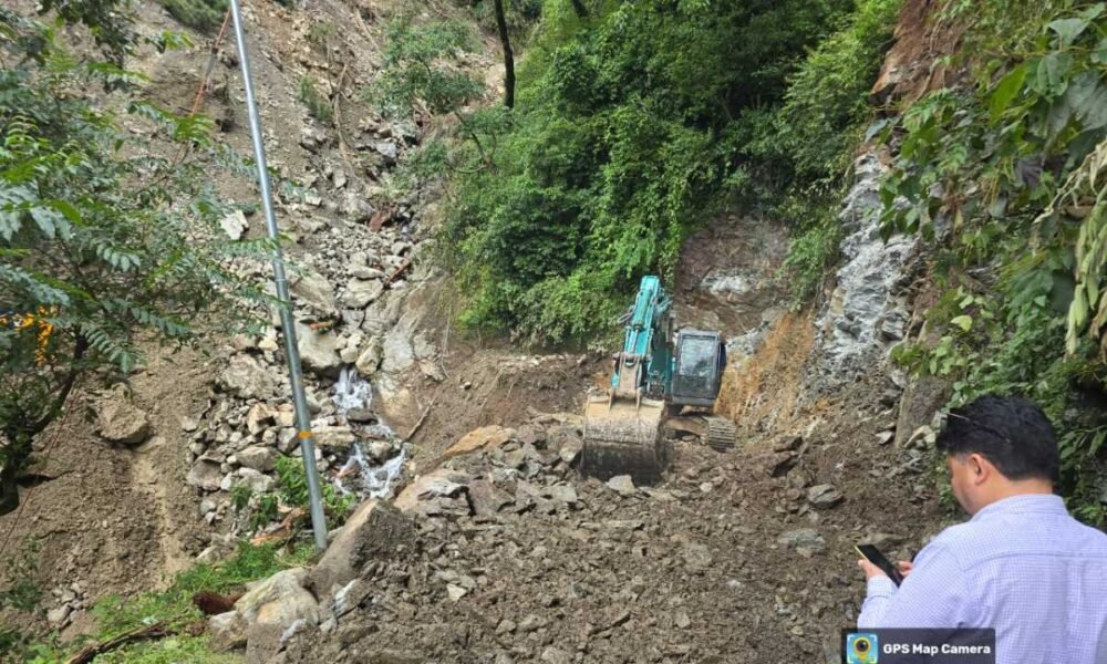 बसुकेदार क्षेत्र में टूटा पुल बनेगा फिर से, ल्वाड़ा में आज से शुरू हुआ वेली ब्रिज का निर्माण कार्य