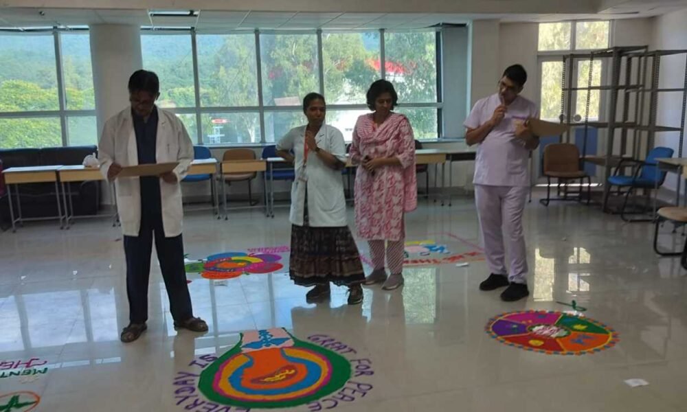 रंगोली एवं फोटोग्राफी प्रतियोगिता से समझाया मानसिक स्वास्थ्य का महत्व